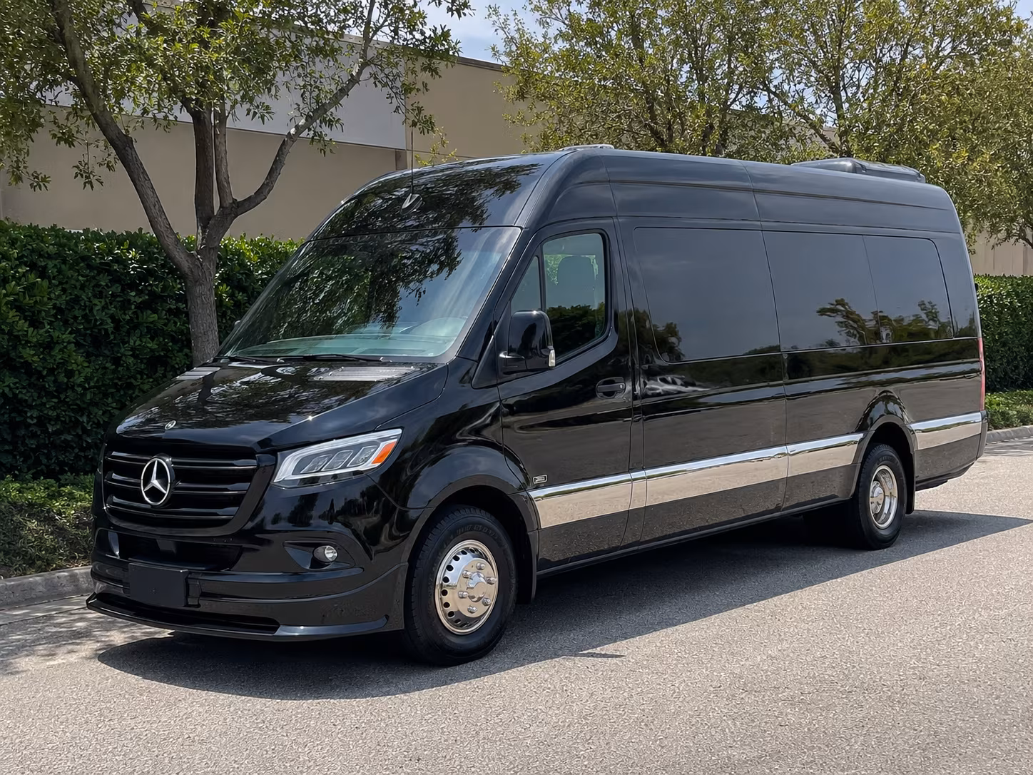 howell long distance transportation onboard seating