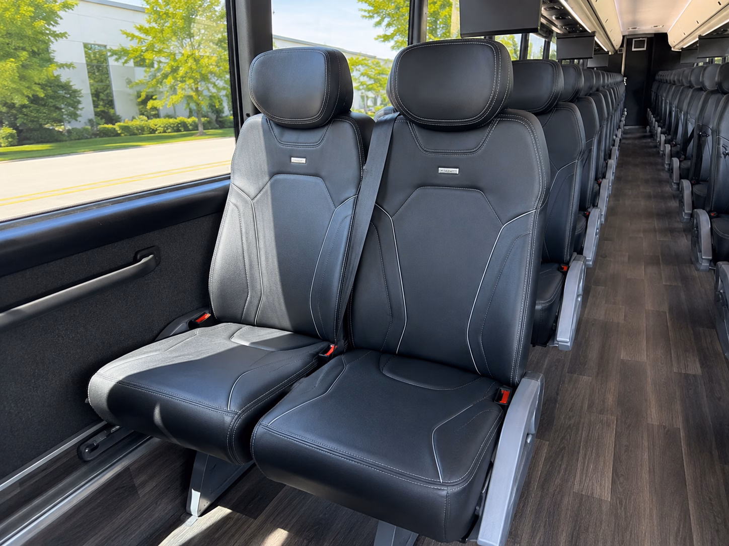 shuttle your guests between route 9 hotels and your howell venue with ease